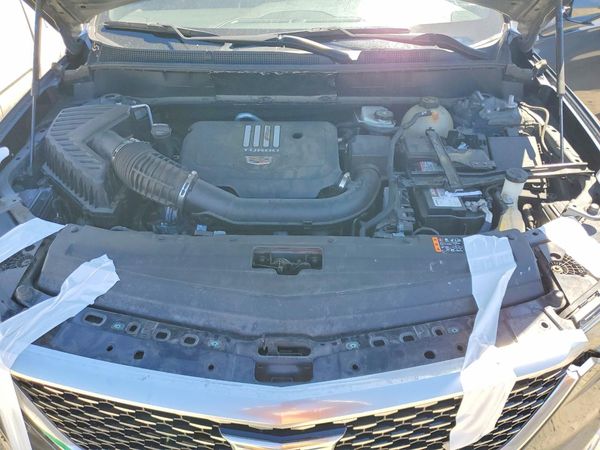 2021 CADILLAC XT6 Luxury