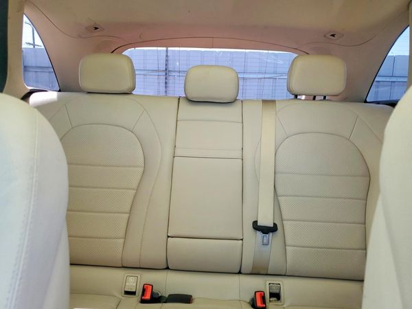 2019 MERCEDES-BENZ GLC
