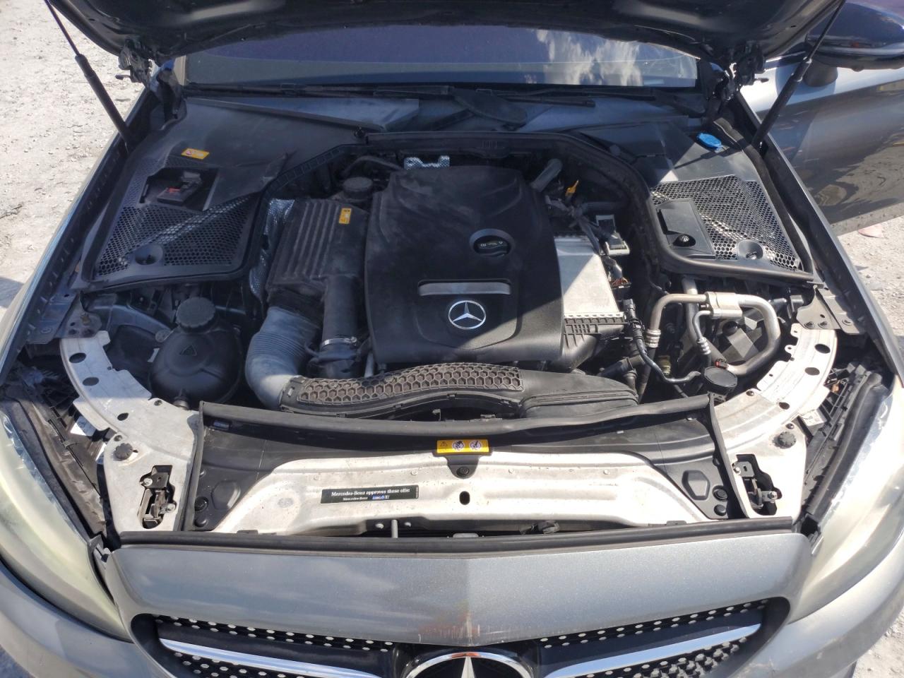 2017 MERCEDES-BENZ C C300