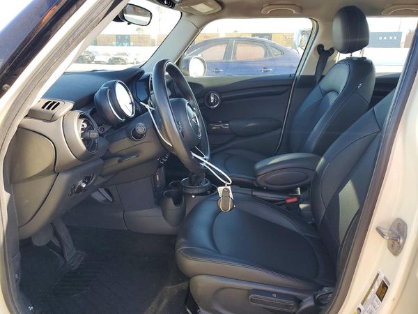 2015 MINI COOPER — DENT