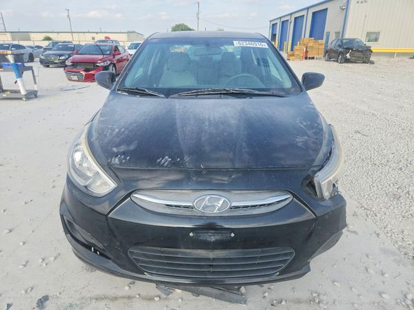 2017 HYUNDAI ACCENT SE Base