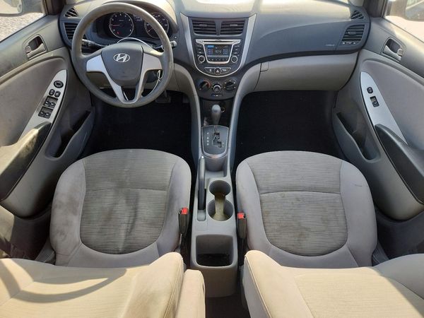 2017 HYUNDAI ACCENT SE Base