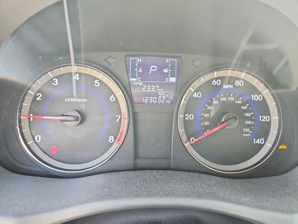 2017 HYUNDAI ACCENT SE Base