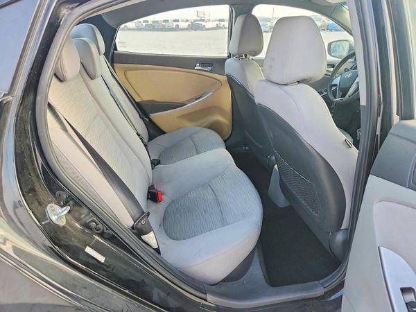 2017 HYUNDAI ACCENT SE Base