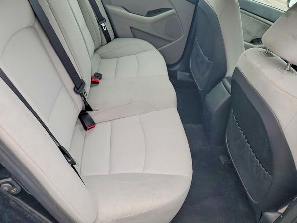 2015 KIA OPTIMA GL - Middle-low