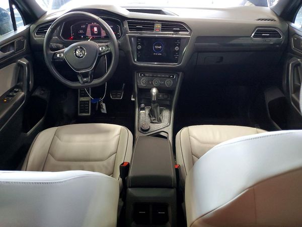 2021 VOLKSWAGEN TIGUAN