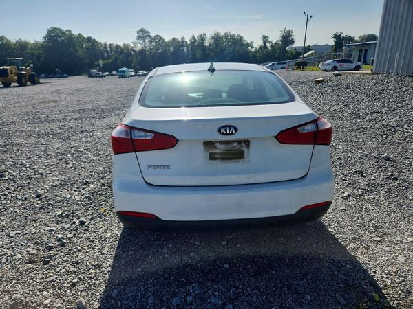 2016 KIA FORTE