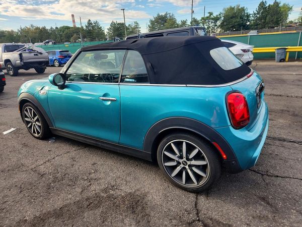 2021 MINI COOPER
