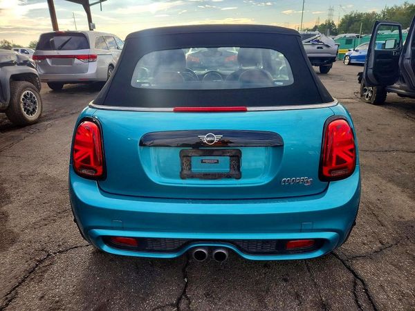 2021 MINI COOPER
