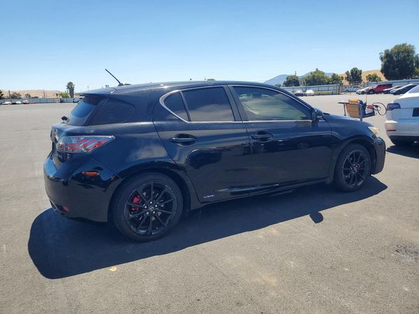 2013 LEXUS CT 200h