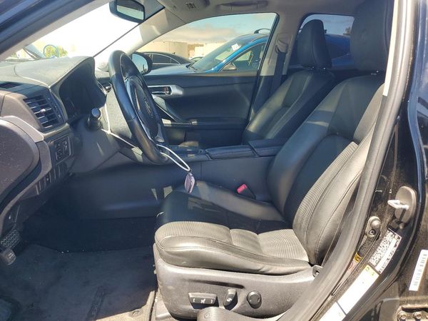 2013 LEXUS CT 200h