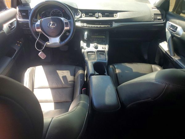 2013 LEXUS CT 200h