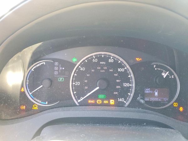 2013 LEXUS CT 200h