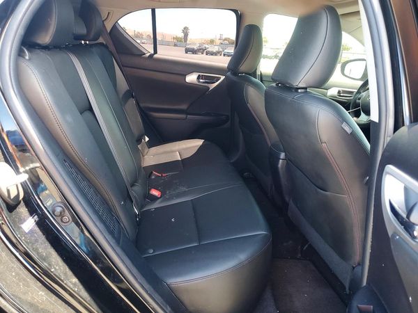 2013 LEXUS CT 200h