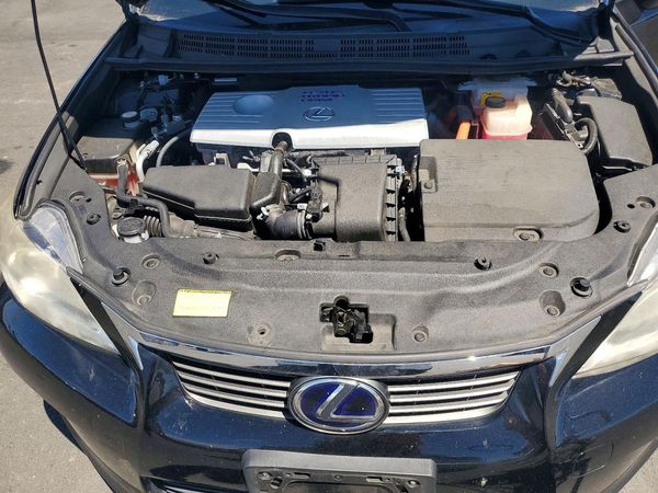 2013 LEXUS CT 200h