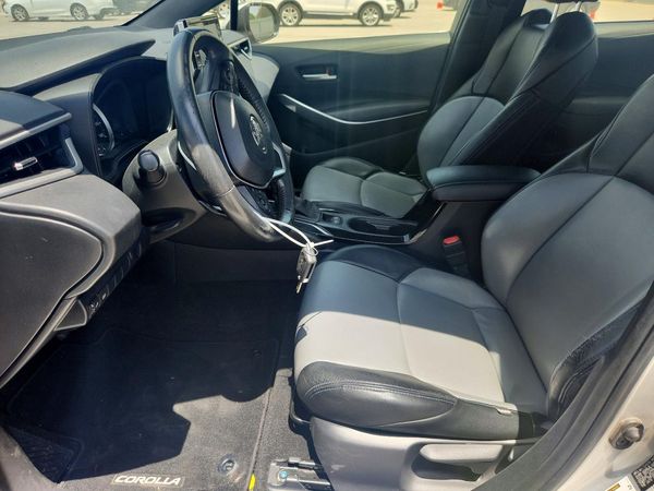 2021 TOYOTA COROLLA