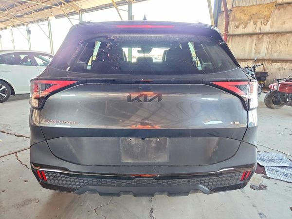 2025 KIA SPORTAGE X-LINE