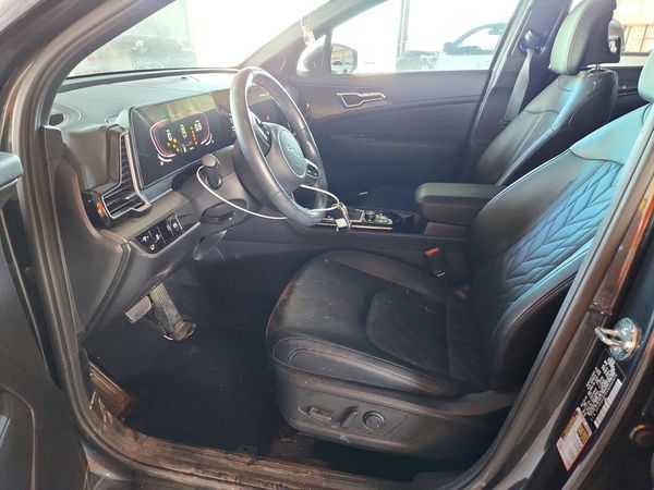 2025 KIA SPORTAGE X-LINE