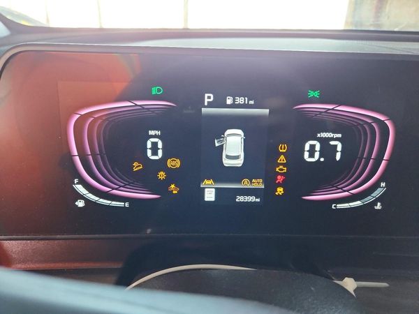 2025 KIA SPORTAGE X-LINE