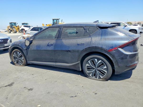 2023 KIA EV6