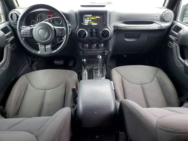 2017 JEEP WRANGLER UNLIMITED SPORT 4X4