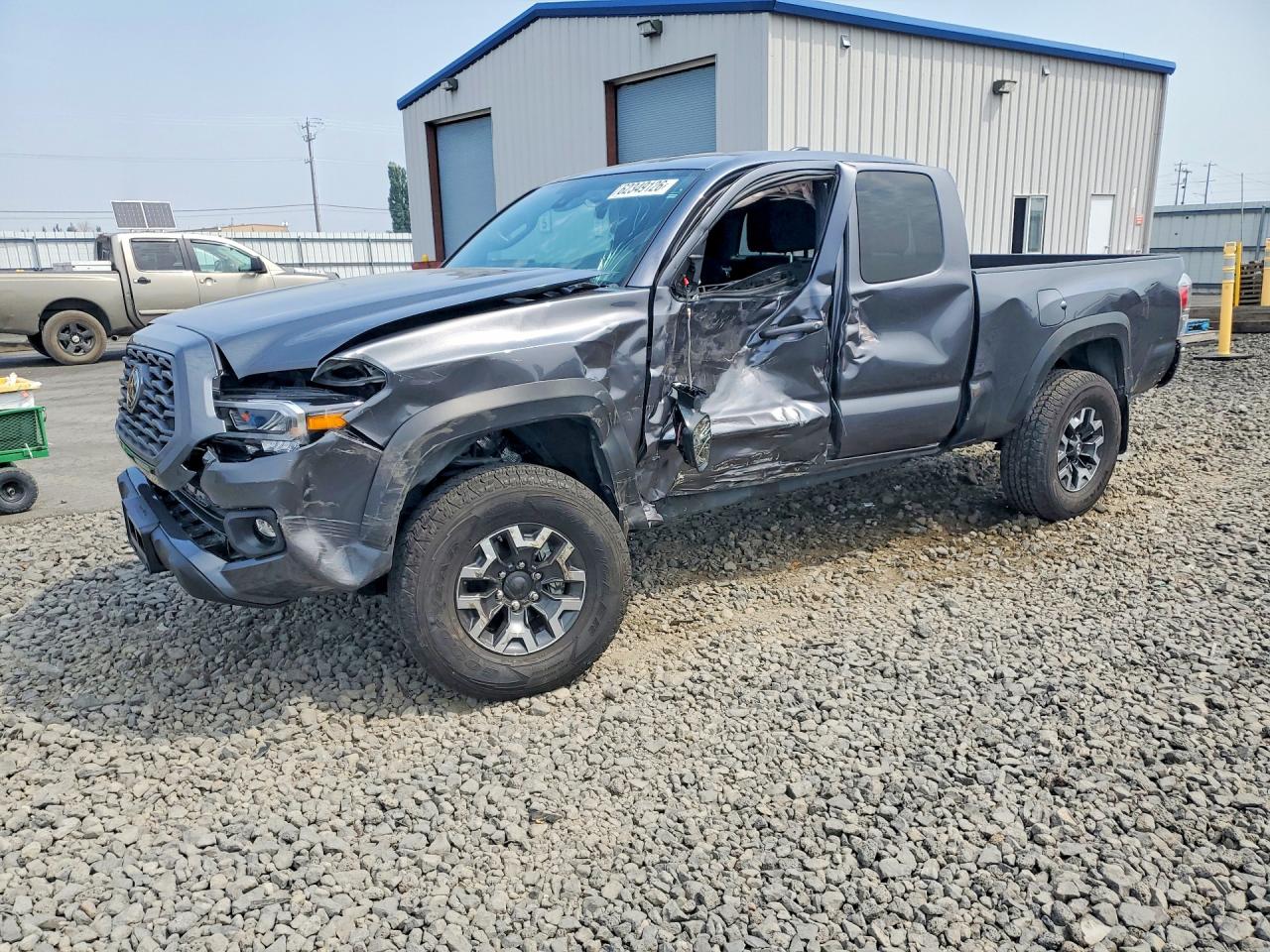2020 TOYOTA TACOMA SR5
