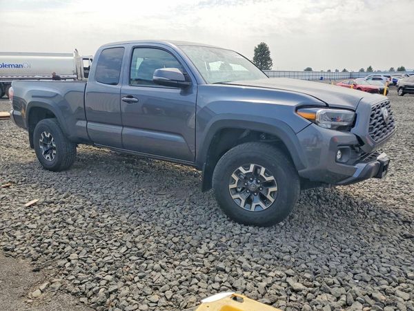 2020 TOYOTA TACOMA SR5