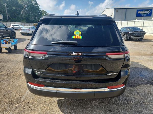 2023 JEEP GRAND CHEROKEE LAREDO 4X4