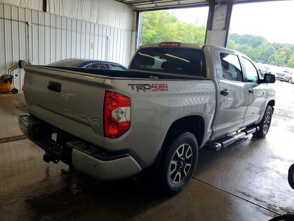 2017 TOYOTA TUNDRA SR5/TRD Pro