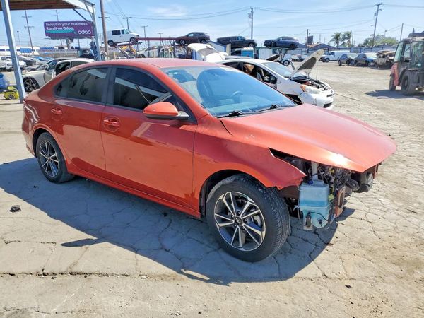 2022 KIA FORTE FE, LXS