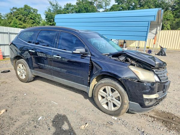 2013 CHEVROLET TRAVERSE 2LT — Passenger 3/4