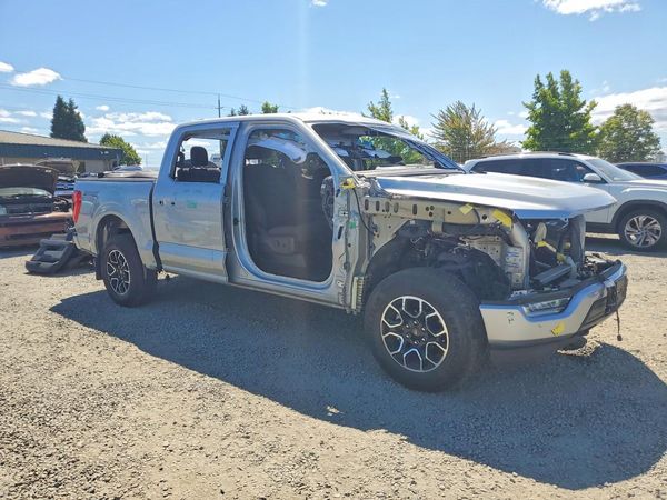 2022 FORD F150 SuperCrew — Passenger 3/4