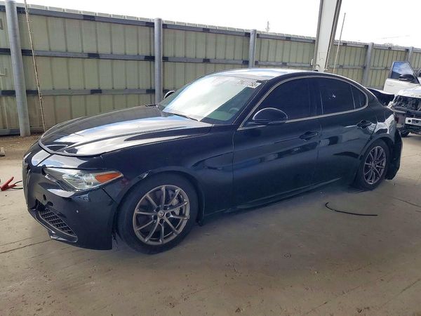 2018 ALFA ROMEO GIULIA RWD