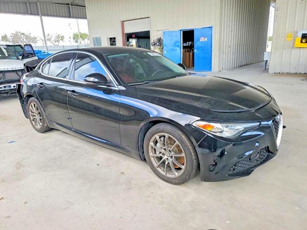 2018 ALFA ROMEO GIULIA RWD
