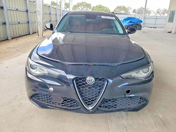 2018 ALFA ROMEO GIULIA RWD