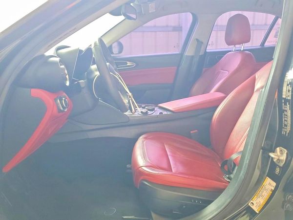 2018 ALFA ROMEO GIULIA RWD