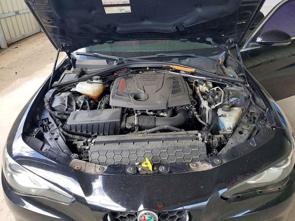 2018 ALFA ROMEO GIULIA RWD