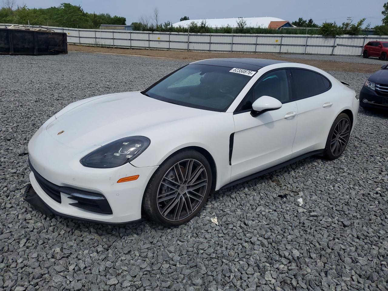 2018 PORSCHE PANAMERA Base / 4