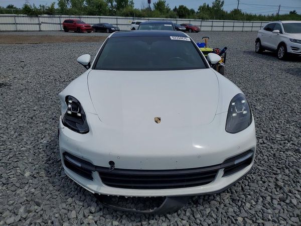 2018 PORSCHE PANAMERA Base / 4