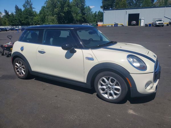 2015 MINI COOPER