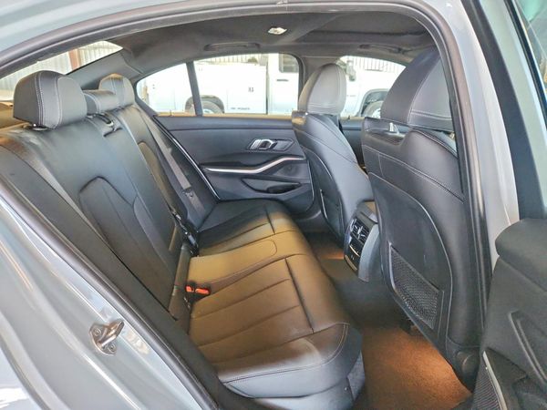 2023 BMW 330E