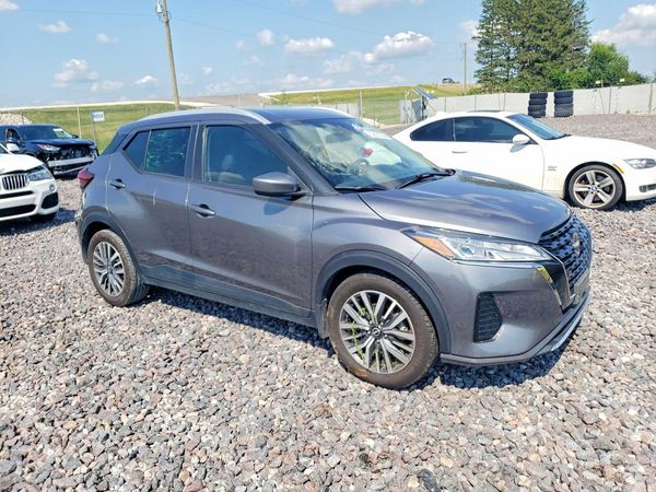 2024 NISSAN KICKS