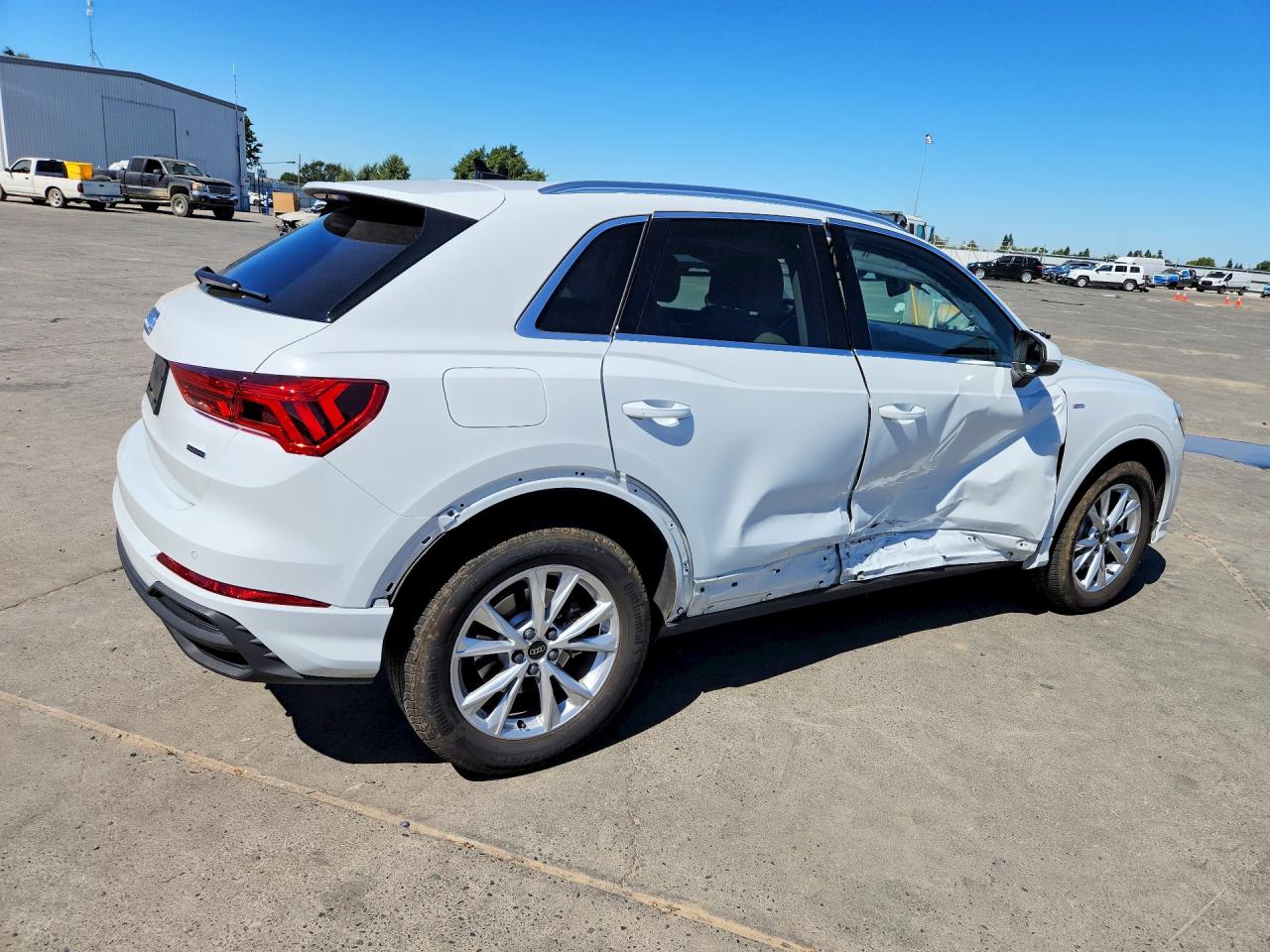2025 AUDI Q3