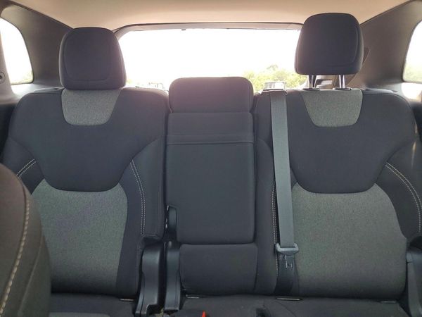 2015 JEEP CHEROKEE SPORT 4X4