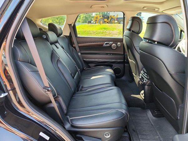 2021 GENESIS GV80