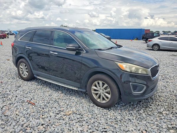 2016 KIA SORENTO L / LX