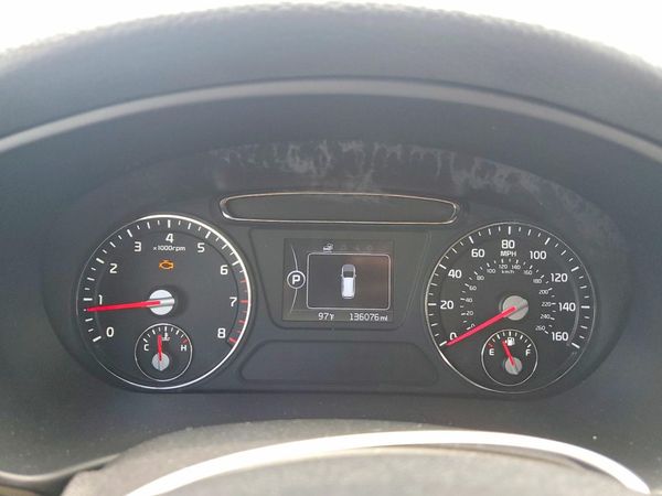 2016 KIA SORENTO L / LX
