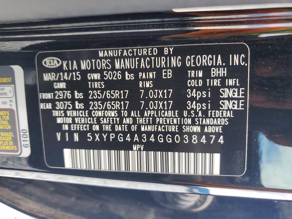 2016 KIA SORENTO L / LX