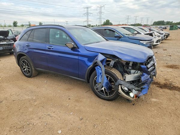 2017 MERCEDES-BENZ GLC GLC300 Base-4M