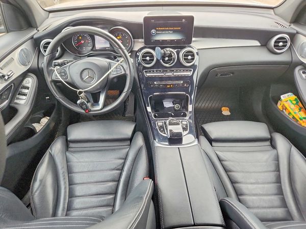 2017 MERCEDES-BENZ GLC GLC300 Base-4M